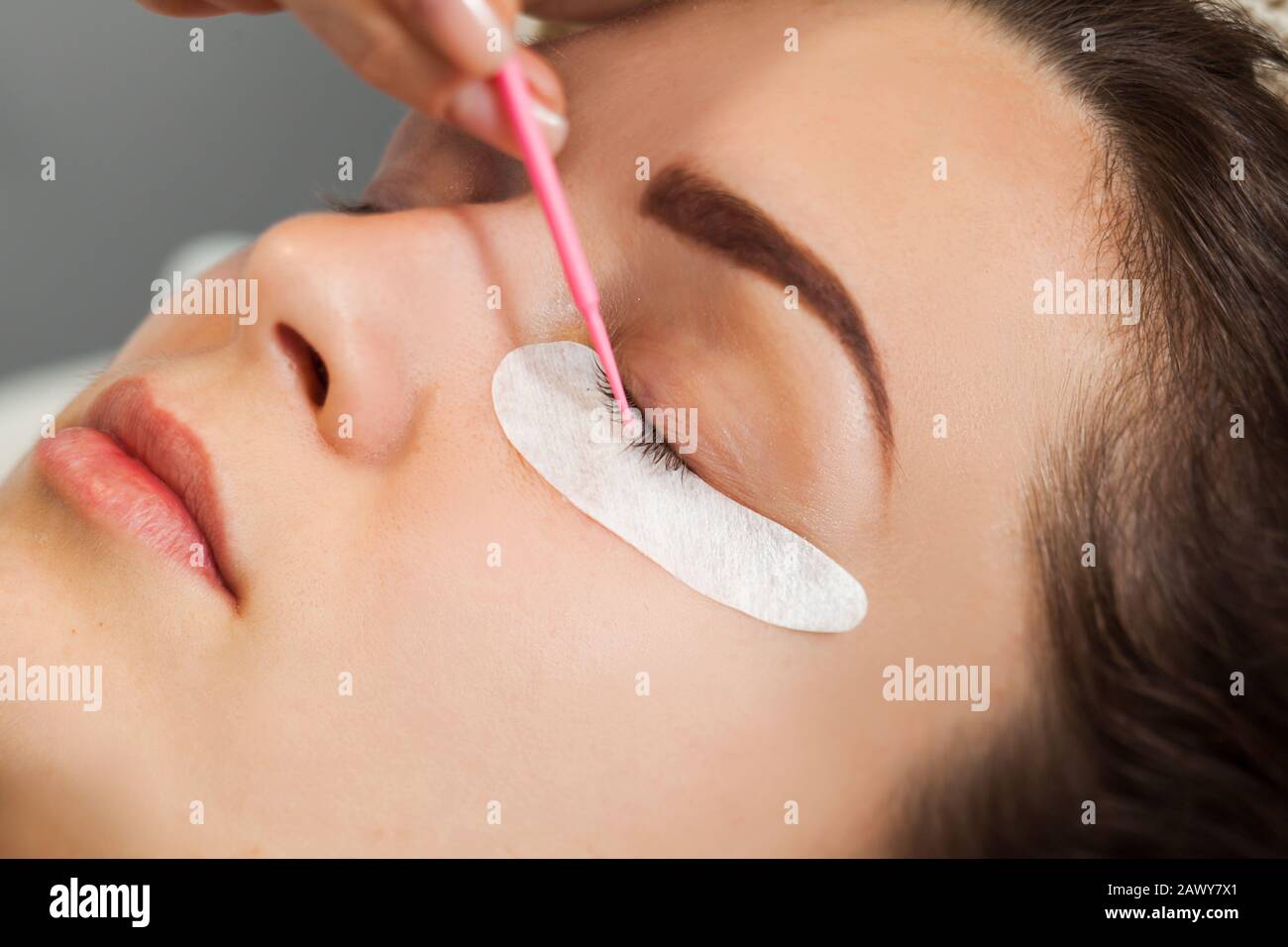 Understanding Male Eyelash Removal: Trends And Motivations Understanding Male Eyelash Removal: Trends And Motivations