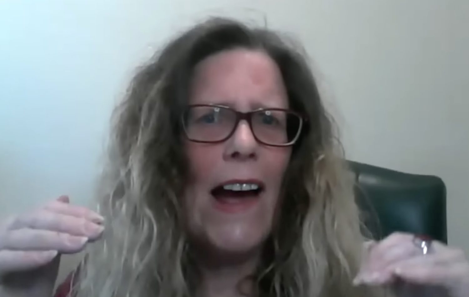Unexpected Job Loss: Australian Woman Shares Her Experience Unexpected Job Loss: Australian Woman Shares Her Experience