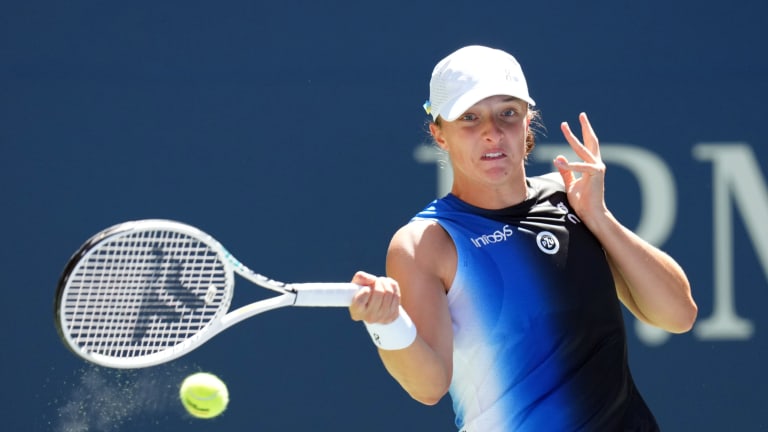 US Open 2024: Swiatek Secures Dominant Fourth Round Berth