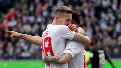 Verdediger Gouweleeuw: Nieuwe Trainer Bij FC Augsburg Verdediger Gouweleeuw: Nieuwe Trainer Bij FC Augsburg