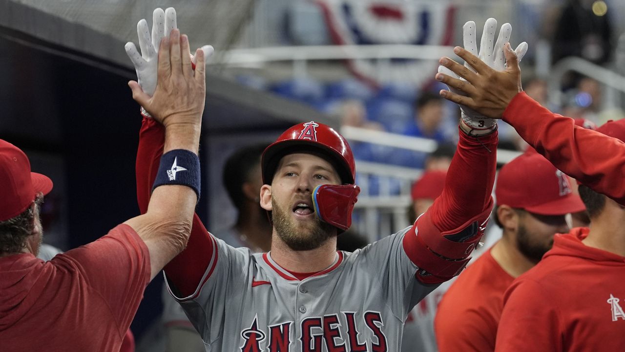 Ward's 9th Inning Grand Slam Leads Angels To Victory Over Padres Ward's 9th Inning Grand Slam Leads Angels To Victory Over Padres