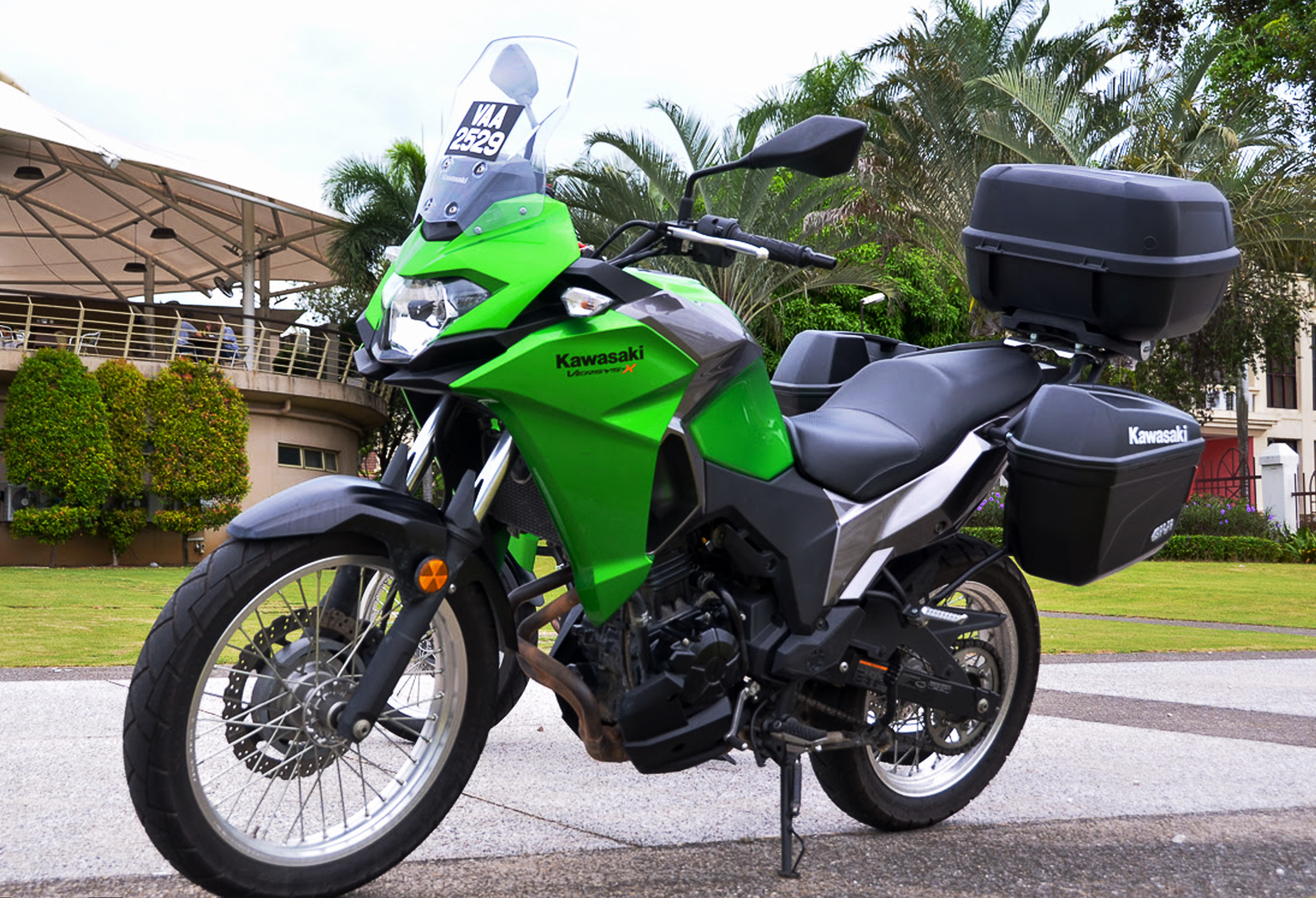 Warna Baru Kawasaki Versys-X 250 2025: Siap Jelajahi Segala Medan Warna Baru Kawasaki Versys-X 250 2025: Siap Jelajahi Segala Medan