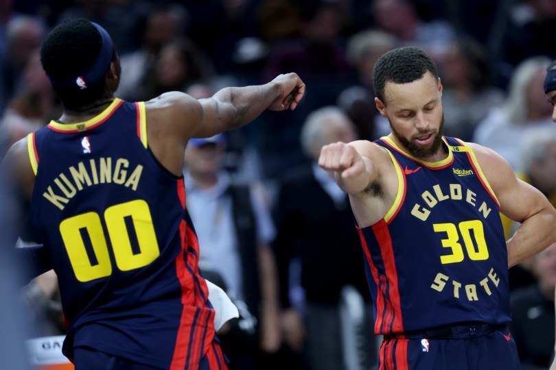 Warriors Triumph: Kuminga Returns, Curry And Kerr Achieve Milestones Against Sacramento Warriors Triumph: Kuminga Returns, Curry And Kerr Achieve Milestones Against Sacramento
