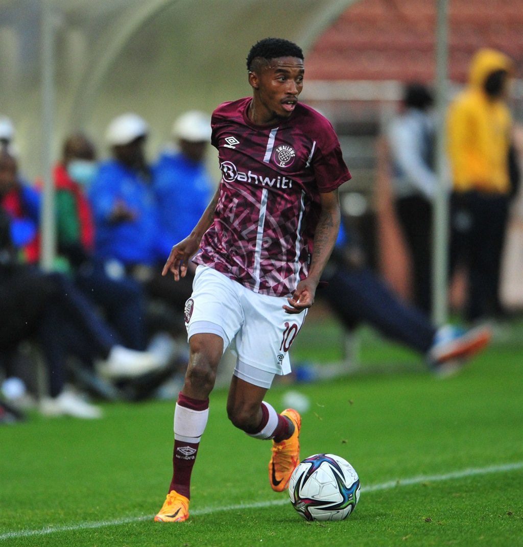 Was Saleng's Moroka Swallows Salary Higher Than His Orlando Pirates Pay? Was Saleng's Moroka Swallows Salary Higher Than His Orlando Pirates Pay?