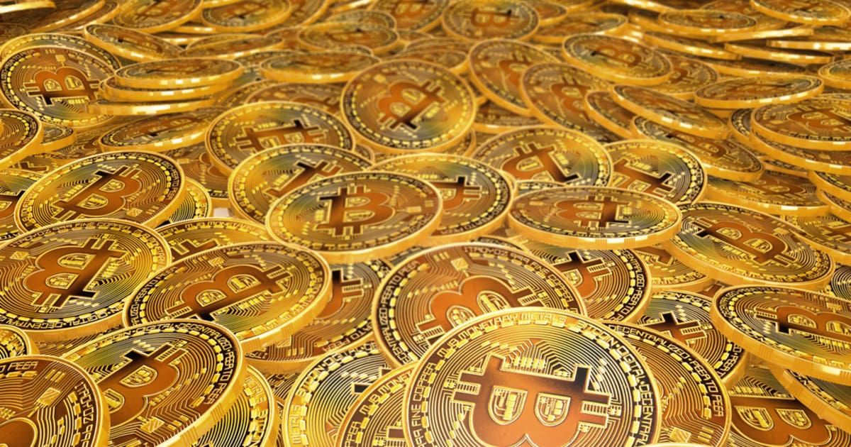 Which Is A Better Investment In 2025: MicroStrategy Or Bitcoin? Which Is A Better Investment In 2025: MicroStrategy Or Bitcoin?