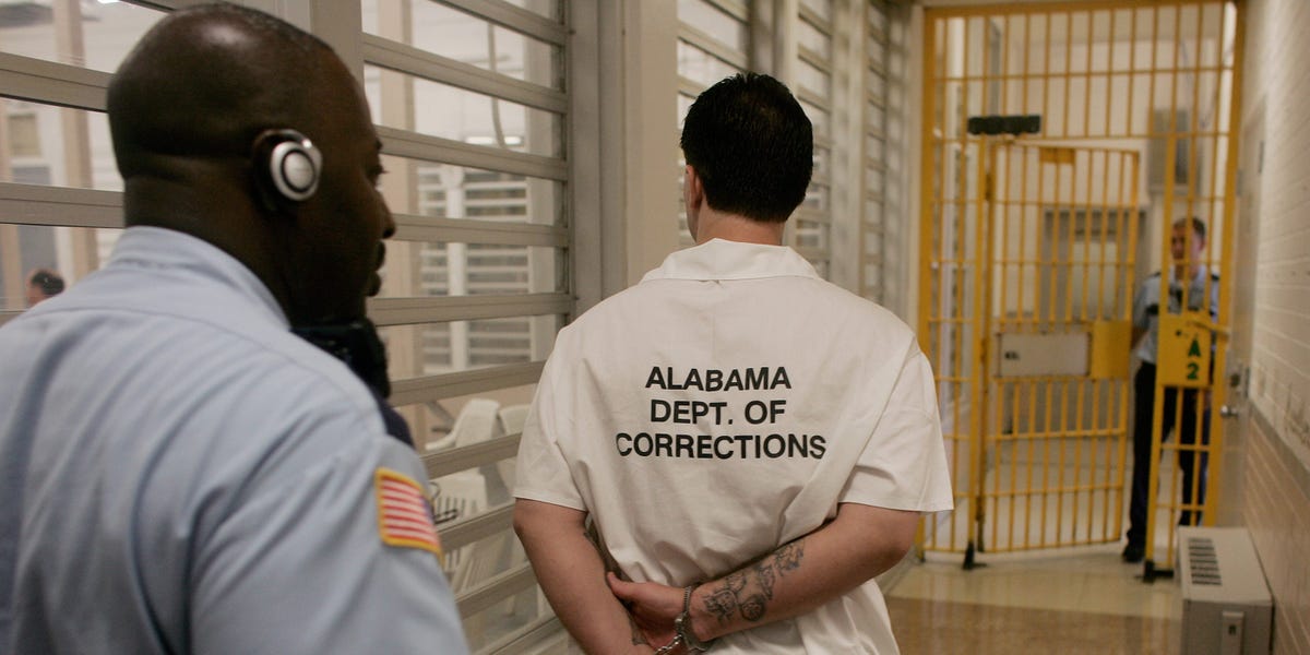 Wilders Criticizes Government's Proposed Early Prison Release Plan Wilders Criticizes Government's Proposed Early Prison Release Plan