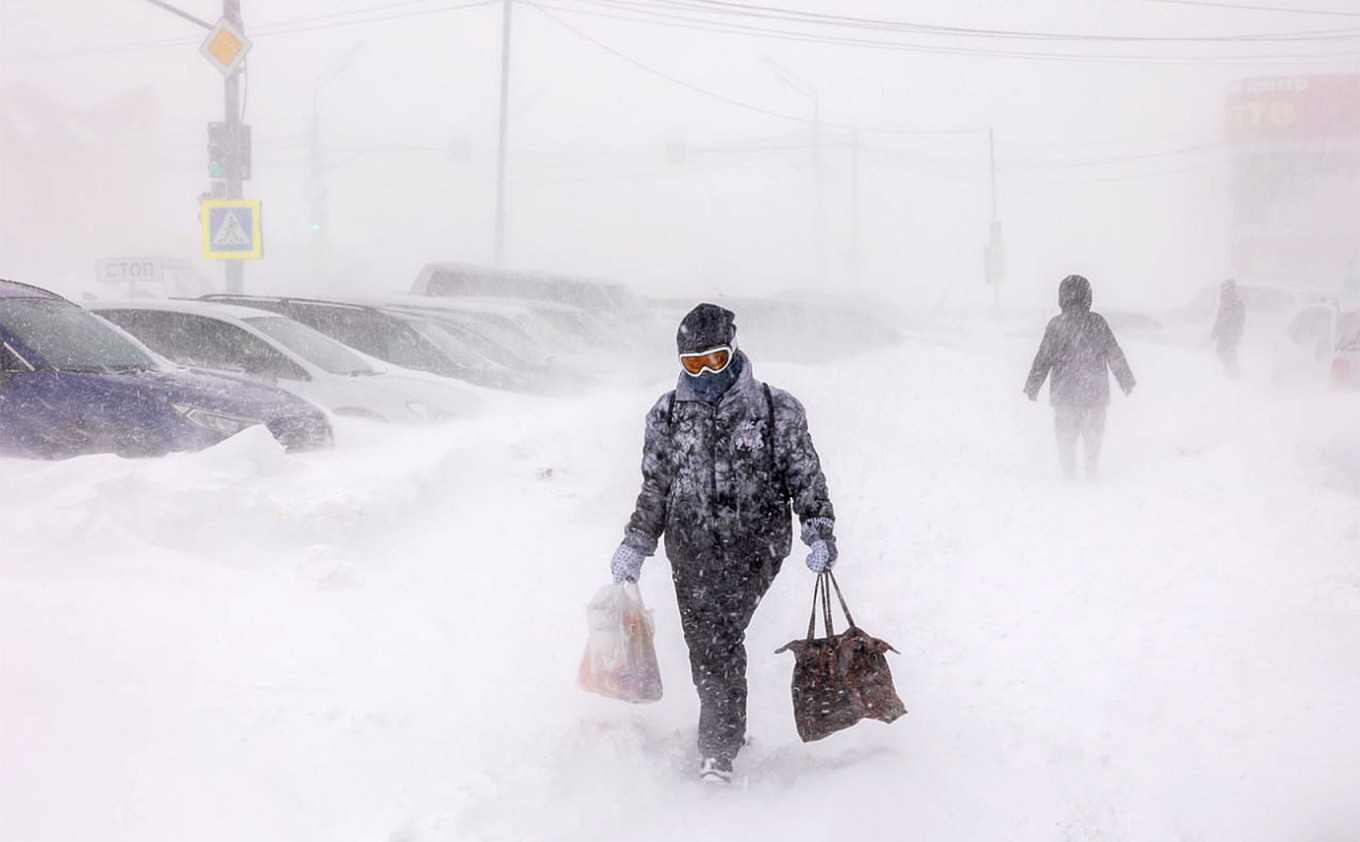 Will Warmer Weather Revitalize Russia's Stalled Spring Offensive? Will Warmer Weather Revitalize Russia's Stalled Spring Offensive?