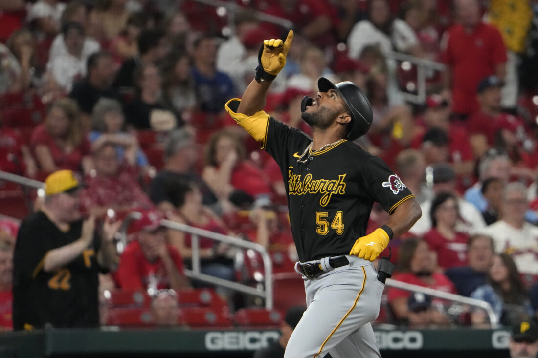 Winn's Home Run Leads Cardinals To Series Victory Over Diamondbacks Winn's Home Run Leads Cardinals To Series Victory Over Diamondbacks
