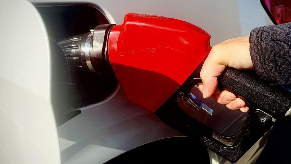 Wisconsin Gas Prices Jump 3 Cents, Reaching $2.98/Gallon Wisconsin Gas Prices Jump 3 Cents, Reaching $2.98/Gallon