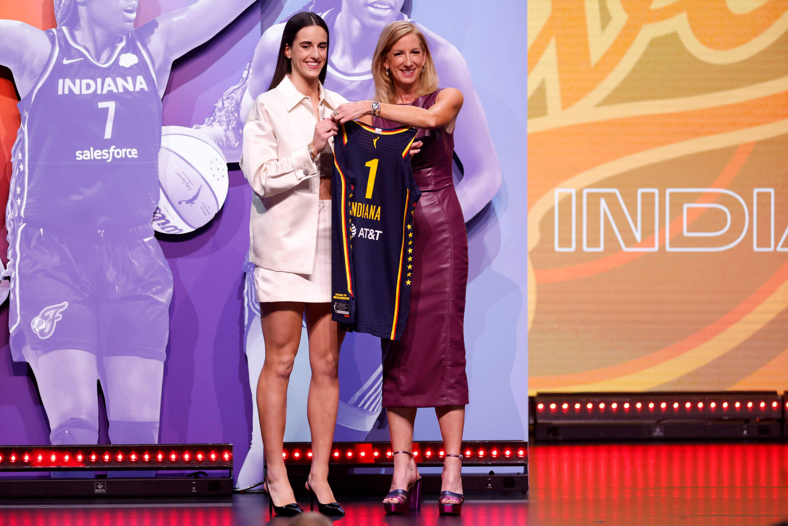 WNBA Draft 2024: Kaitlyn Chen's Historic Selection WNBA Draft 2024: Kaitlyn Chen's Historic Selection