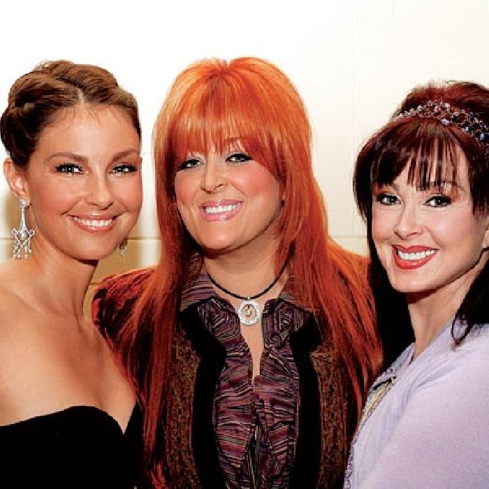 Wynonna & Ashley Judd's Docuseries: Uncovering Family Truths Wynonna & Ashley Judd's Docuseries: Uncovering Family Truths