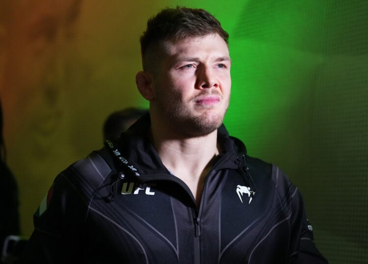 Year-Long Absence Ends: Former UFC Champion's May 3rd Fight Year-Long Absence Ends: Former UFC Champion's May 3rd Fight