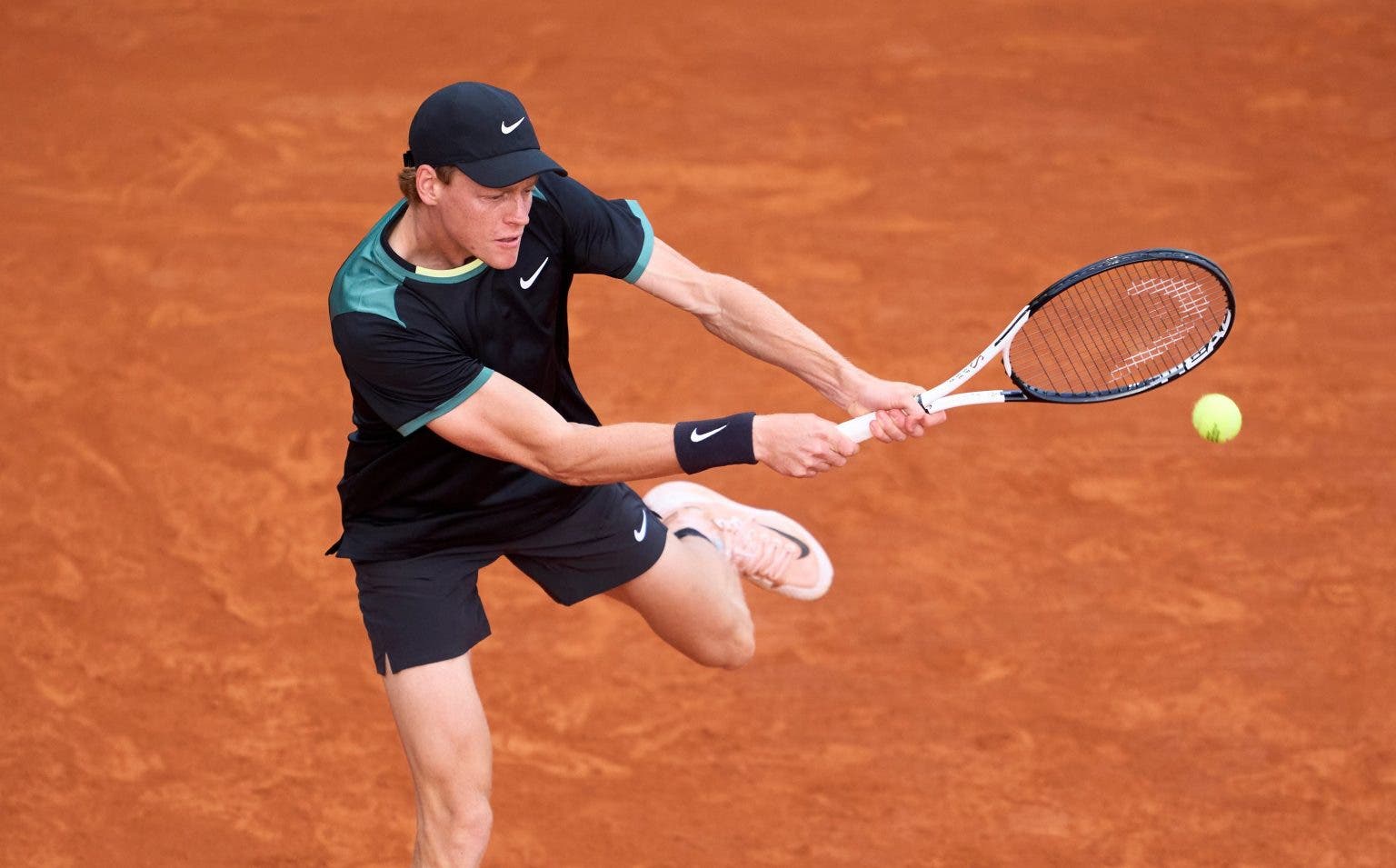 Zverev's Monte Carlo Exit: Sinner Secures Top Ranking Zverev's Monte Carlo Exit: Sinner Secures Top Ranking
